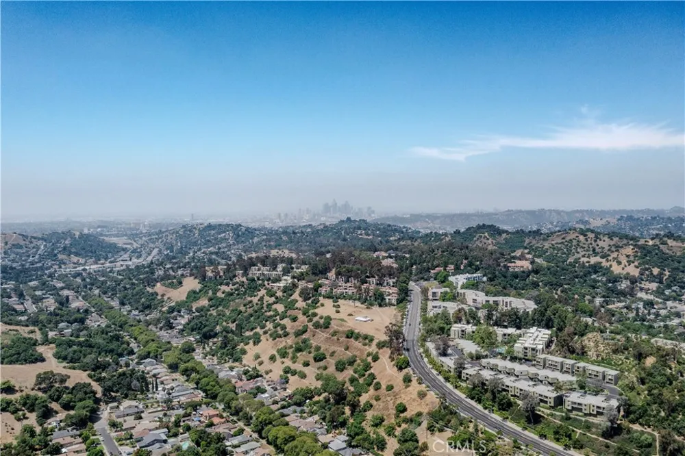 1865 Hanscom Drive South Pasadena, CA 91030