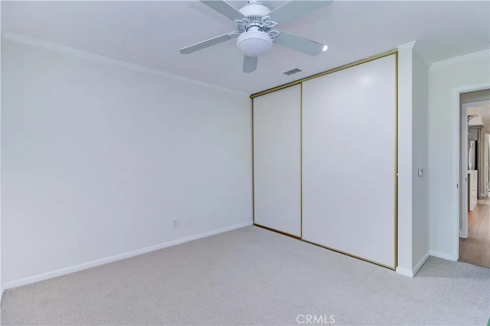 2405 Via Mariposa W #1H Laguna Woods, CA 92637