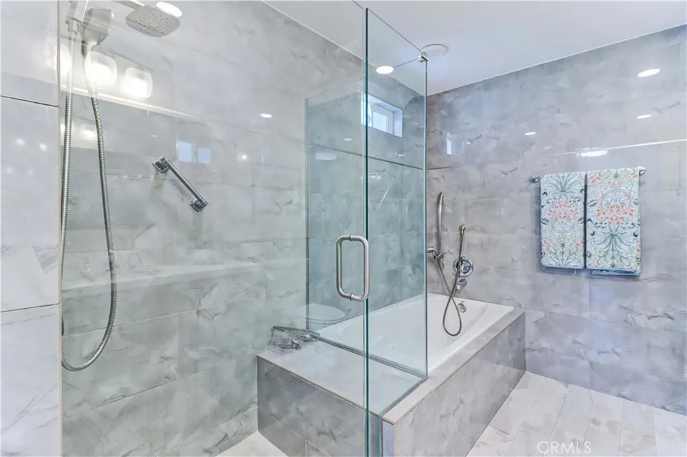 2405 Via Mariposa W #1H Laguna Woods, CA 92637