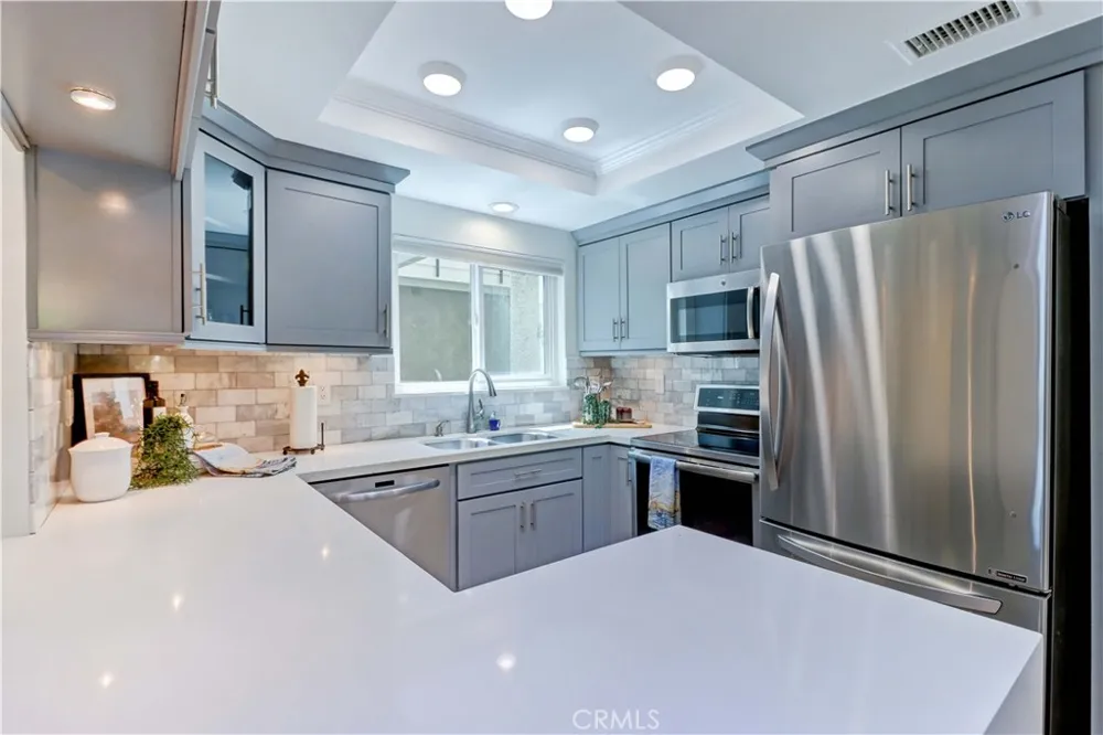 2405 Via Mariposa W #1H Laguna Woods, CA 92637