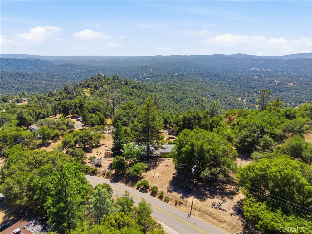 5811 Illilouette Falls Mariposa, CA 95338