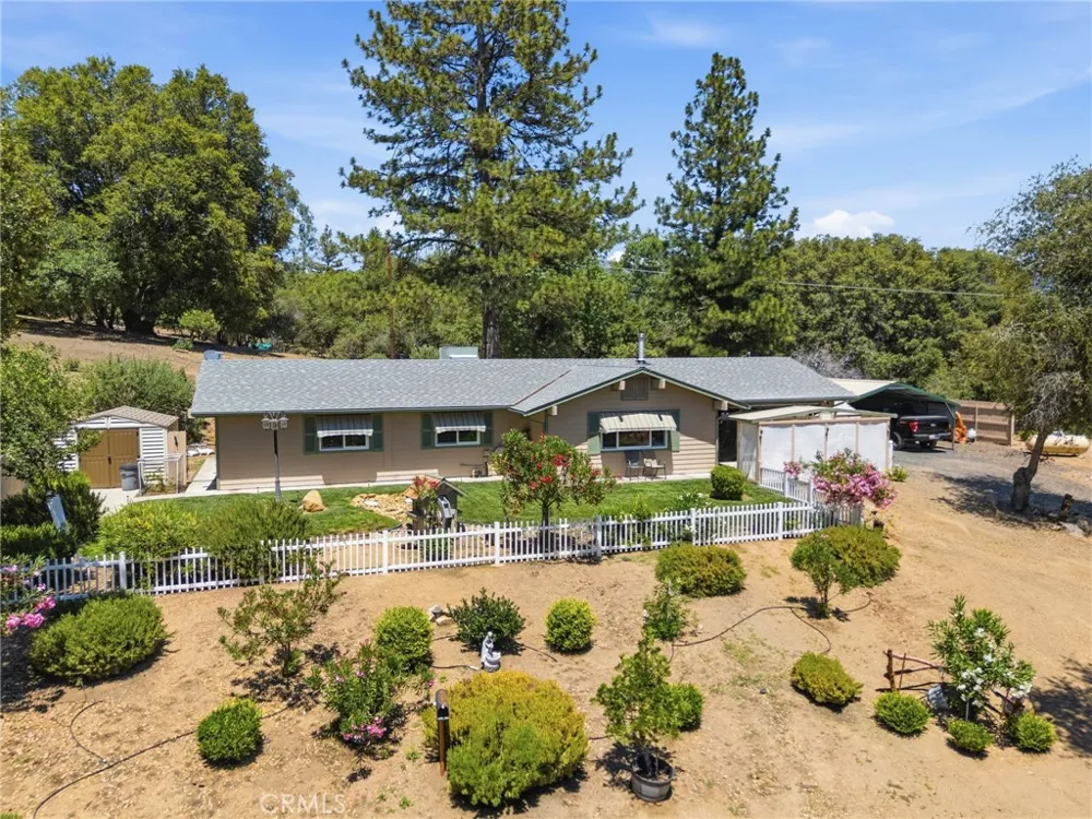 5811 Illilouette Falls Mariposa, CA 95338