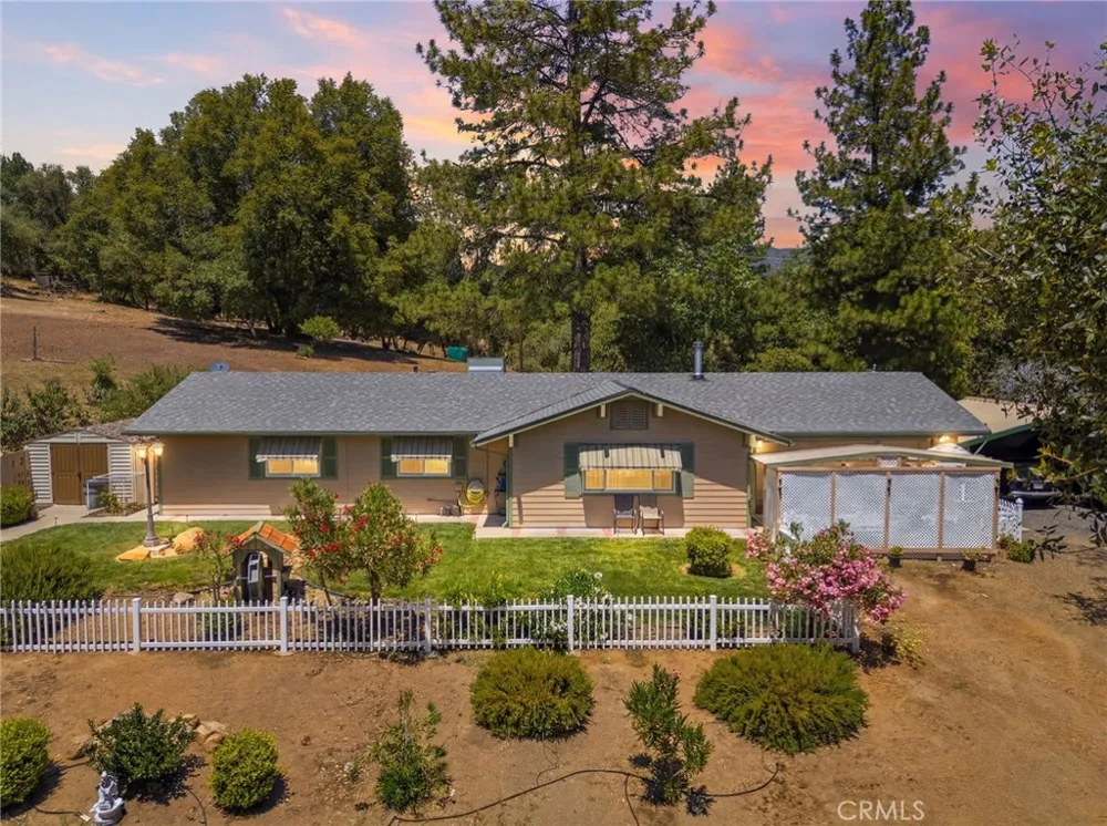 5811 Illilouette Falls Mariposa, CA 95338