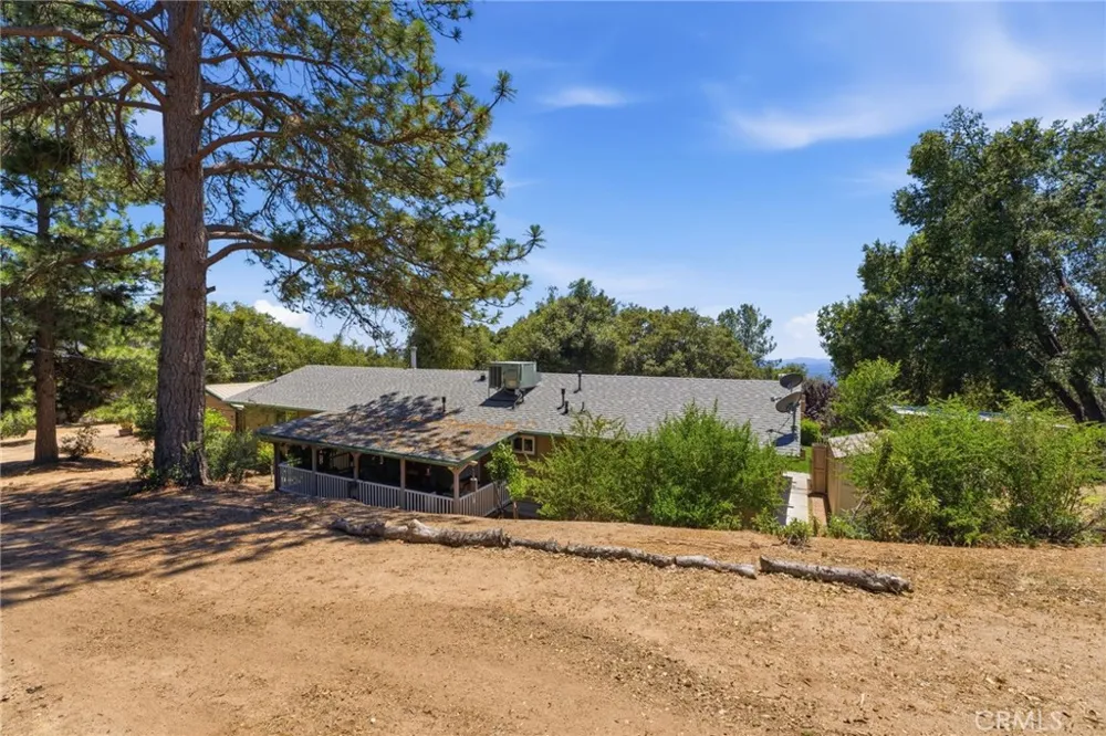 5811 Illilouette Falls Mariposa, CA 95338