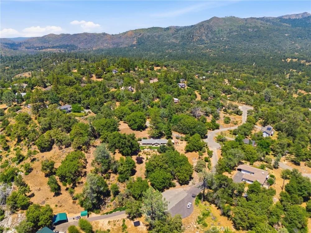 5811 Illilouette Falls Mariposa, CA 95338
