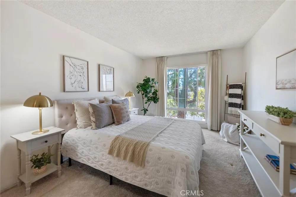102 Scholz #234 Newport Beach, CA 92663