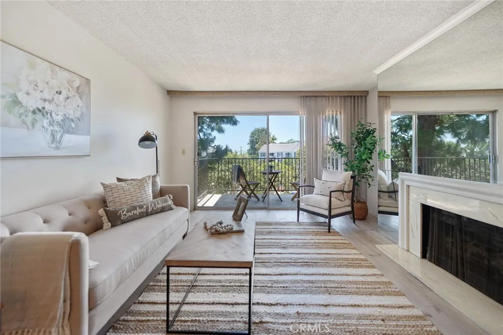 102 Scholz #234 Newport Beach, CA 92663