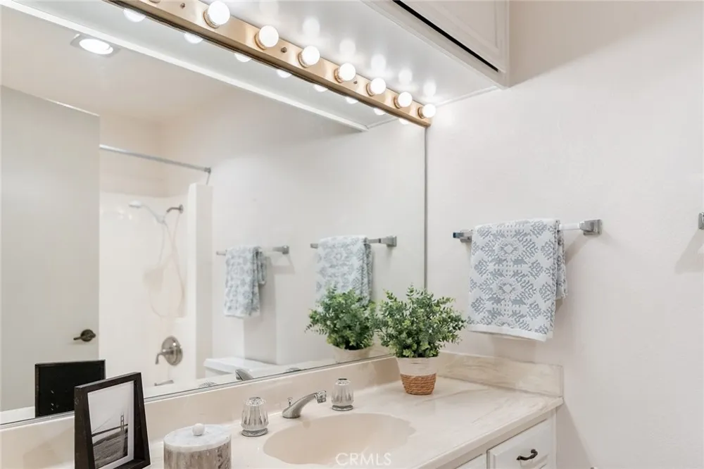 102 Scholz #234 Newport Beach, CA 92663