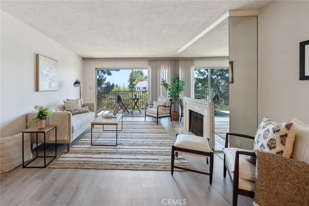 102 Scholz #234 Newport Beach, CA 92663