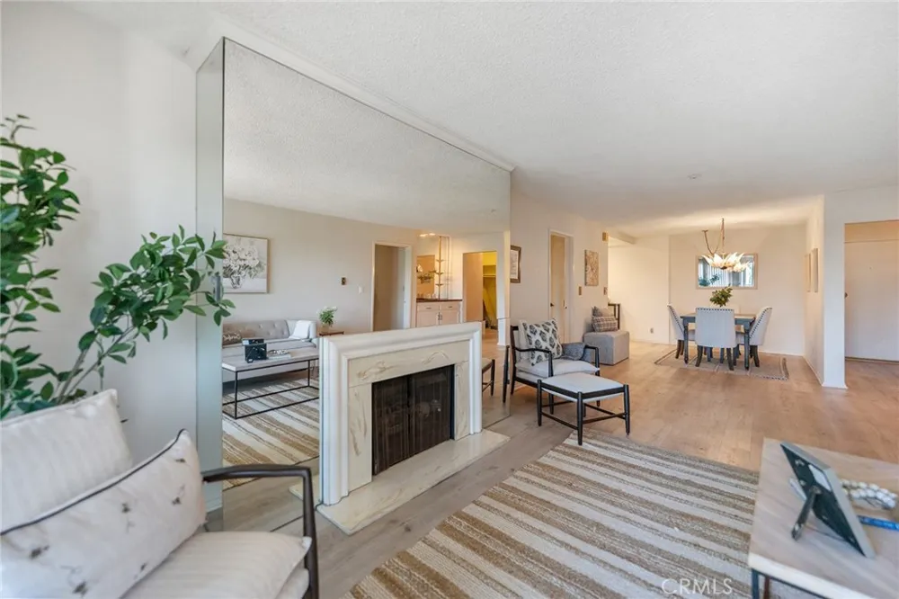 102 Scholz #234 Newport Beach, CA 92663