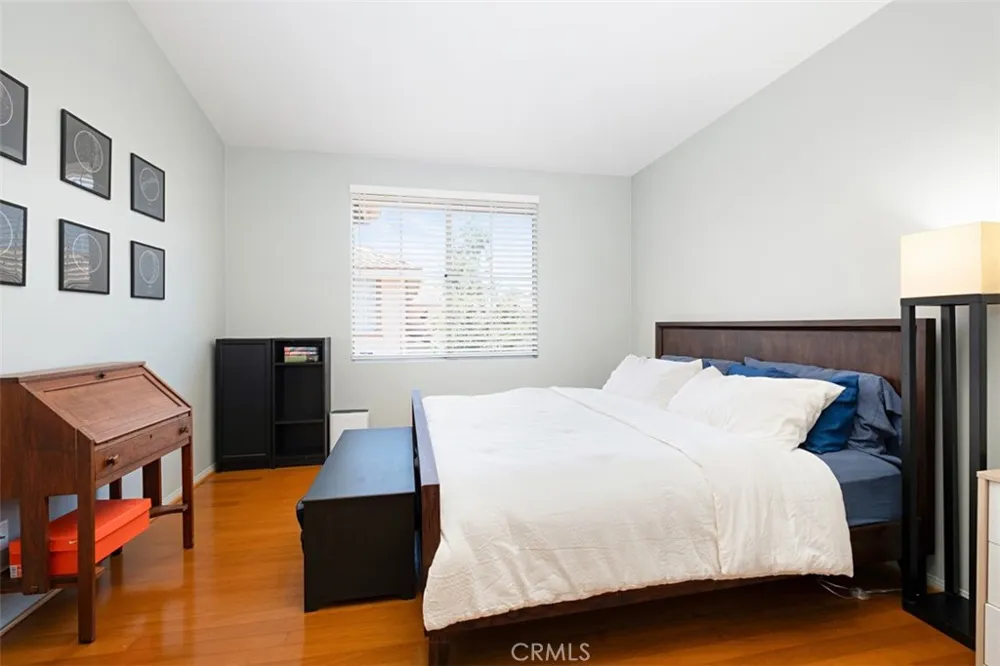 709 Solvay Aisle Irvine, CA 92606
