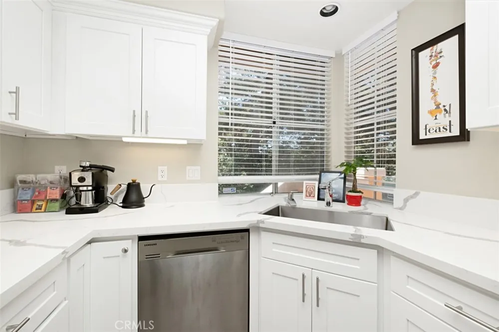 709 Solvay Aisle Irvine, CA 92606