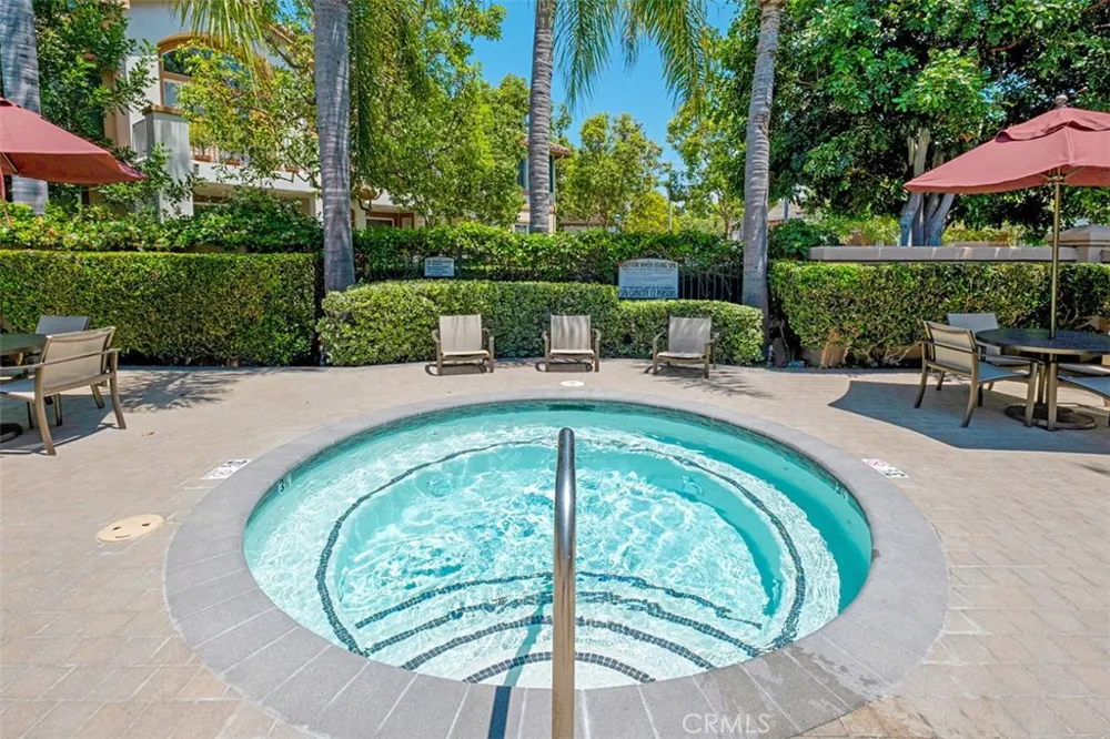709 Solvay Aisle Irvine, CA 92606