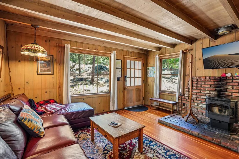 53580 Country Club Drive Idyllwild, CA 92549