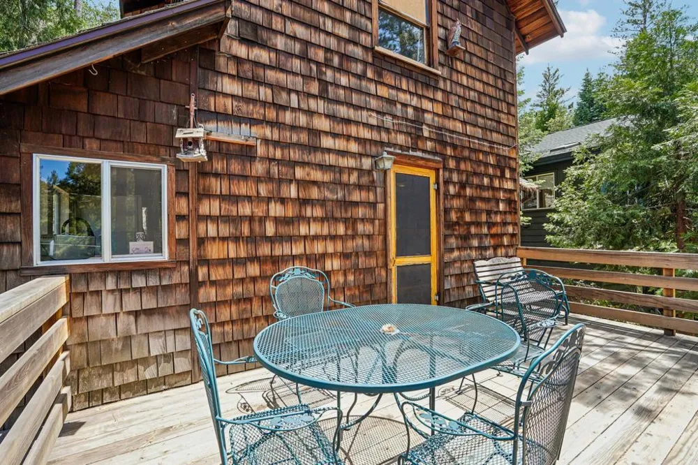 53580 Country Club Drive Idyllwild, CA 92549