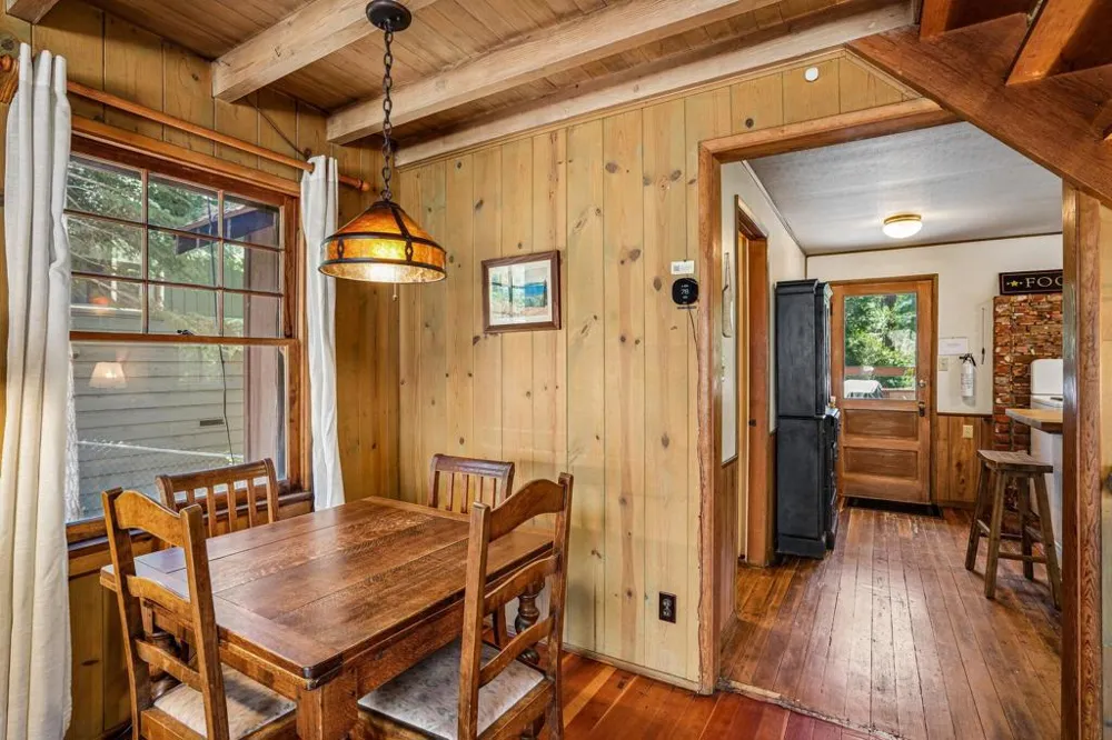 53580 Country Club Drive Idyllwild, CA 92549