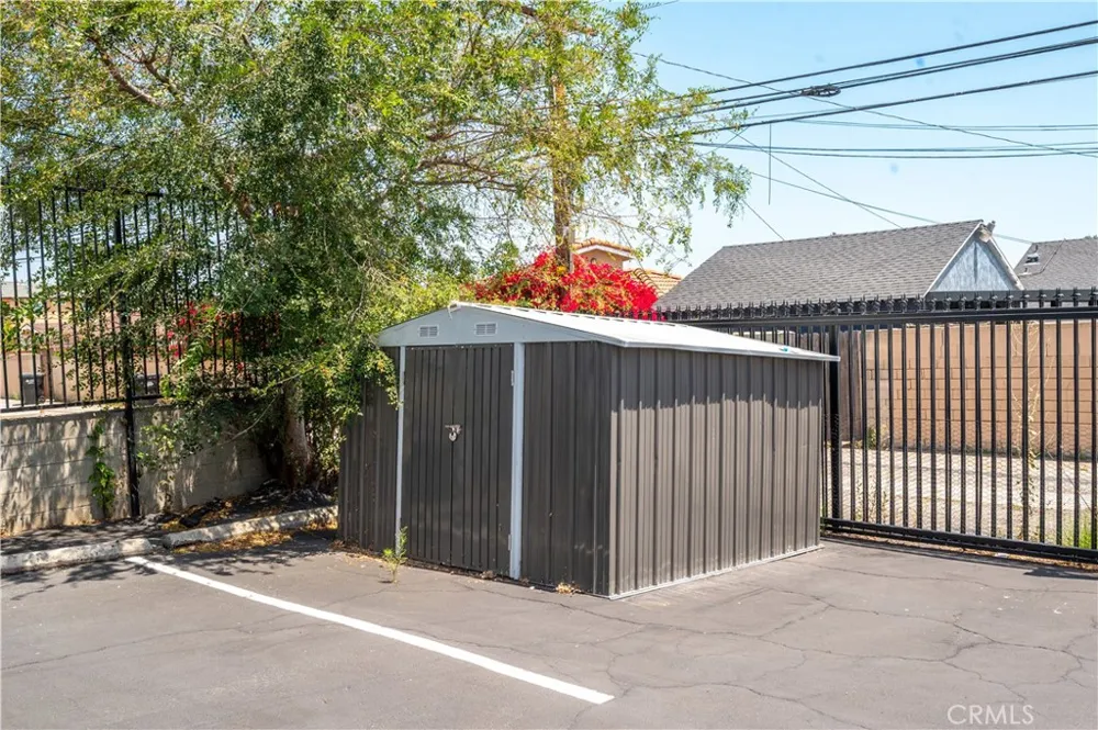 2517 W Beverly Boulevard Montebello, CA 90640