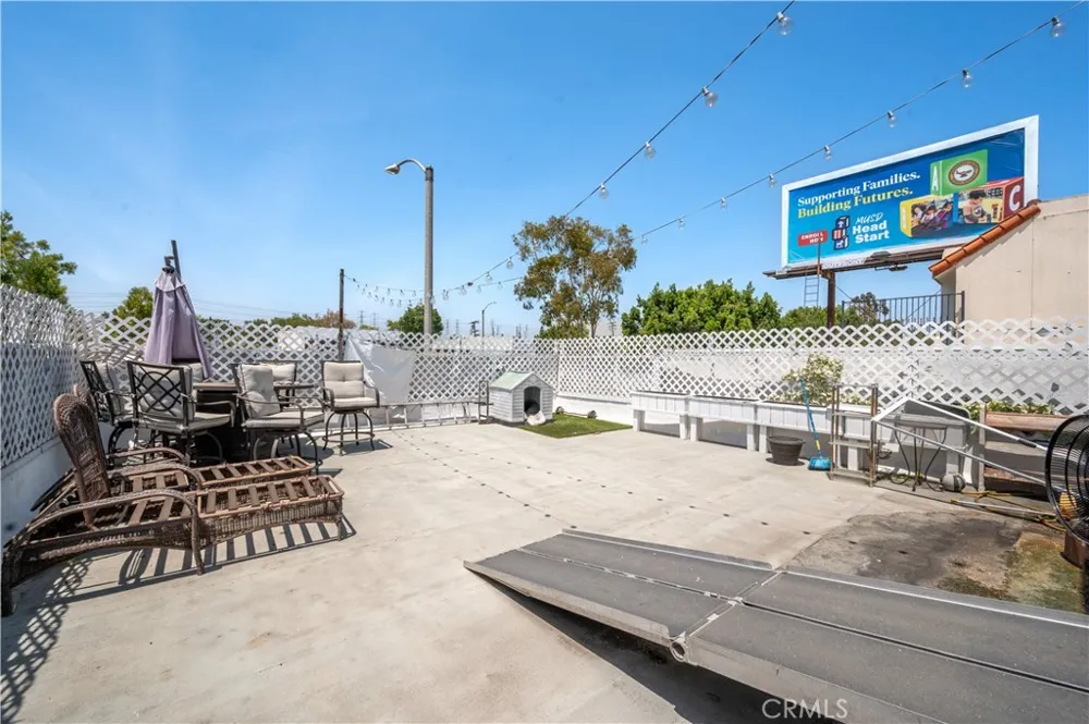 2517 W Beverly Boulevard Montebello, CA 90640