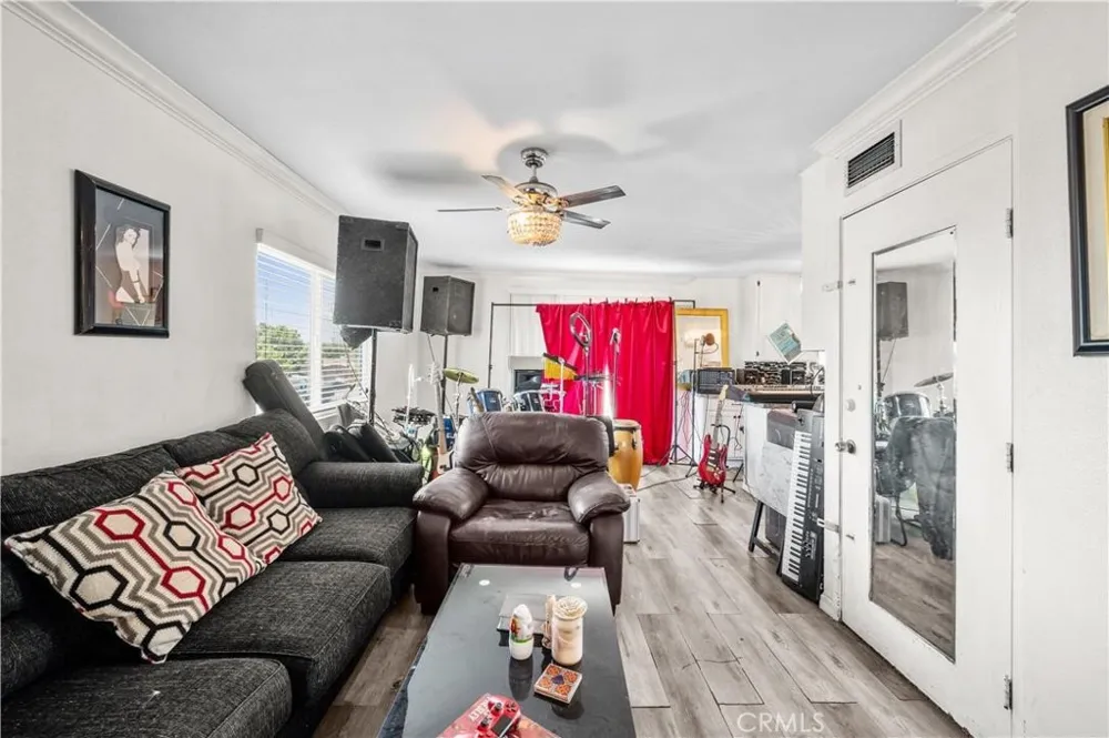 2517 W Beverly Boulevard Montebello, CA 90640