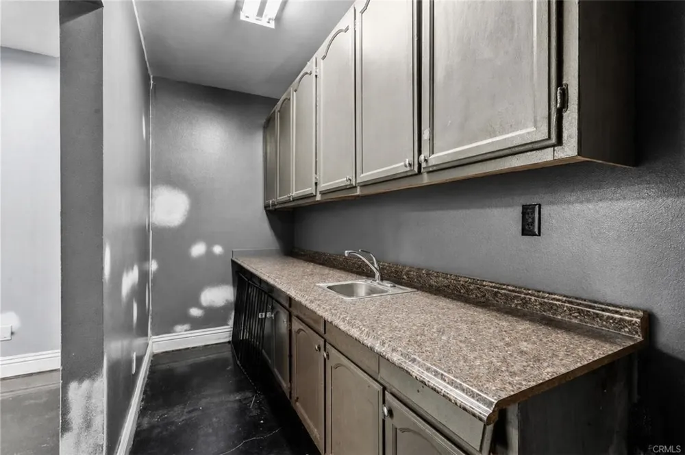 2517 W Beverly Boulevard Montebello, CA 90640