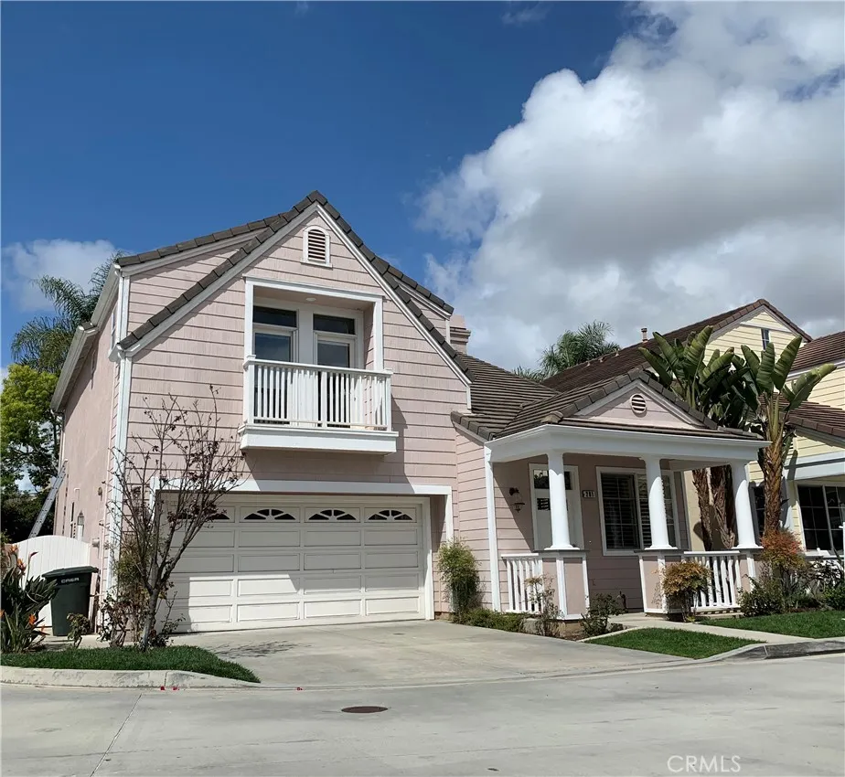 281 Mesa Drive Costa Mesa, CA 92627