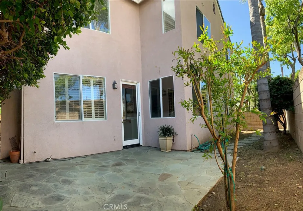 281 Mesa Drive Costa Mesa, CA 92627