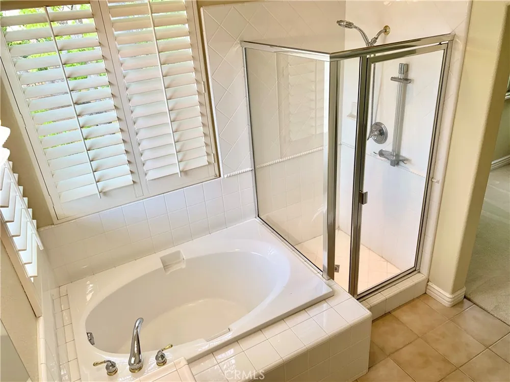 281 Mesa Drive Costa Mesa, CA 92627