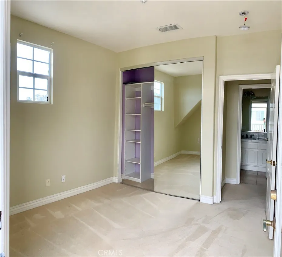 281 Mesa Drive Costa Mesa, CA 92627