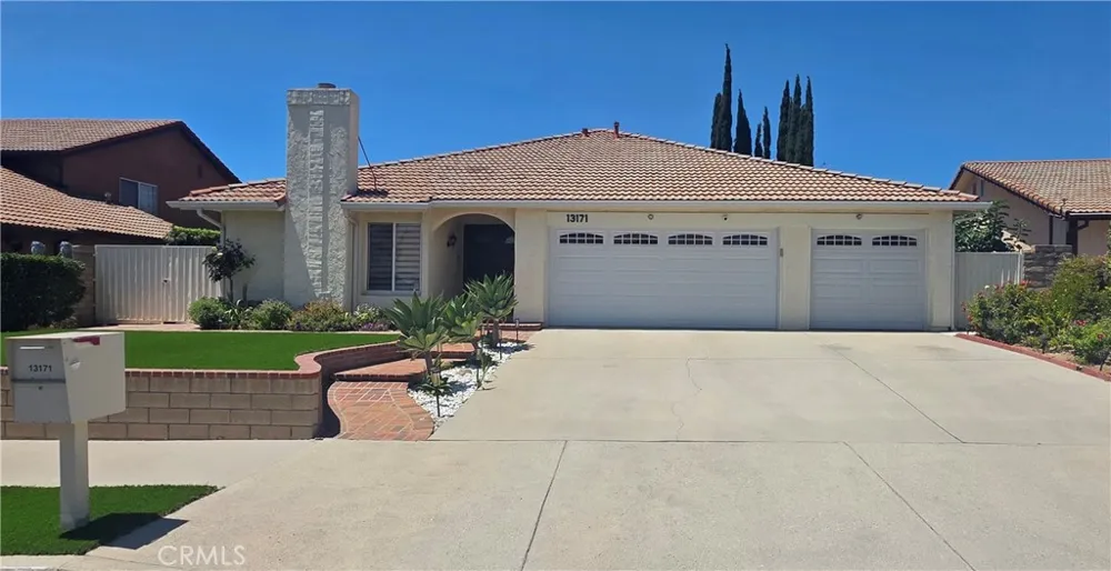 13171 Constable Granada Hills, CA 91344
