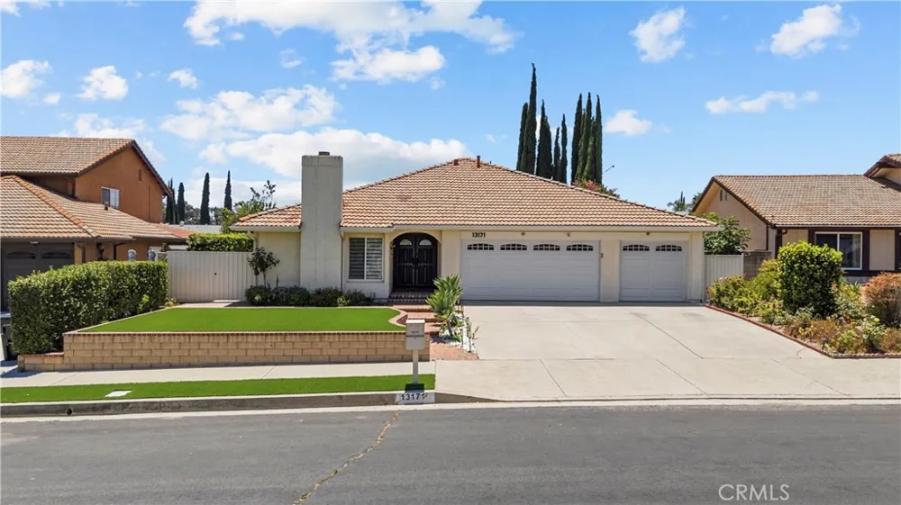 13171 Constable Granada Hills, CA 91344