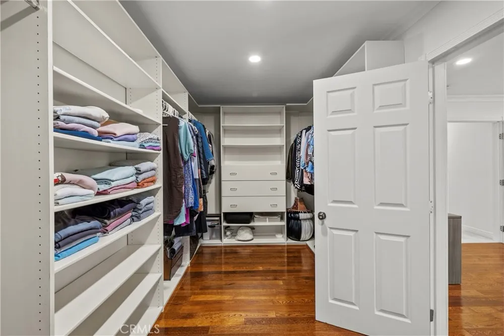 13171 Constable Granada Hills, CA 91344