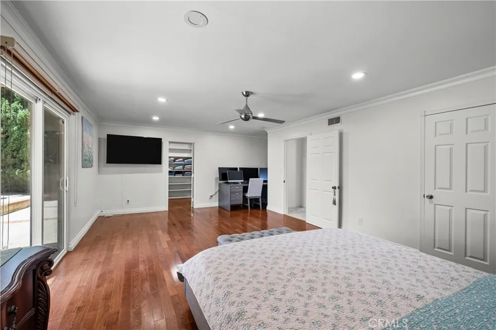 13171 Constable Granada Hills, CA 91344