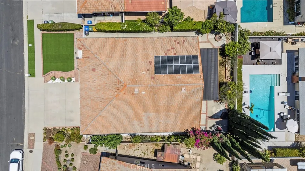 13171 Constable Granada Hills, CA 91344