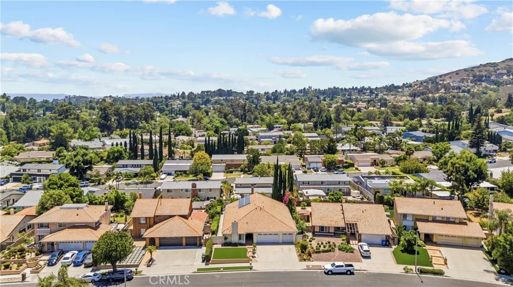 13171 Constable Granada Hills, CA 91344