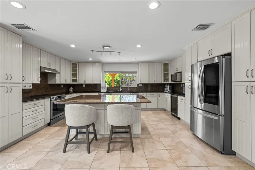 13171 Constable Granada Hills, CA 91344
