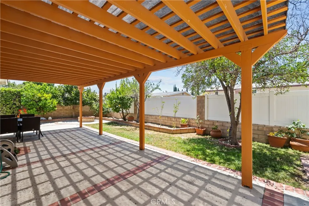 13171 Constable Granada Hills, CA 91344