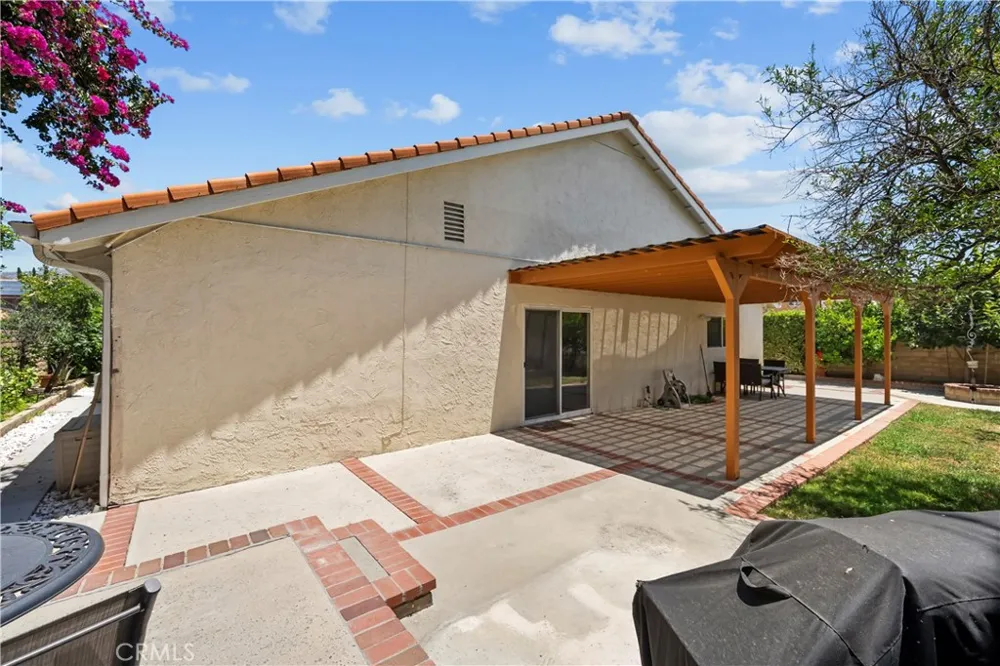 13171 Constable Granada Hills, CA 91344