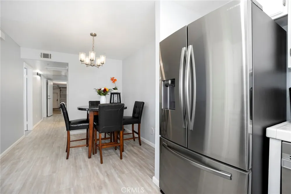 1061 Harbor Heights Dr. #G Harbor City, CA 90710
