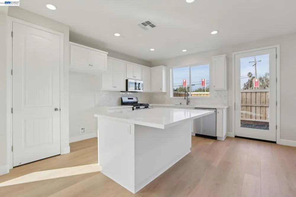 117 Creek View Cir Fairfield, CA 94533