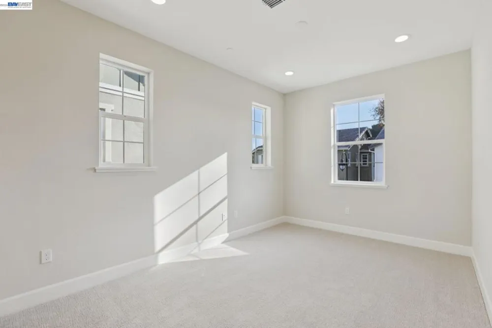 117 Creek View Cir Fairfield, CA 94533