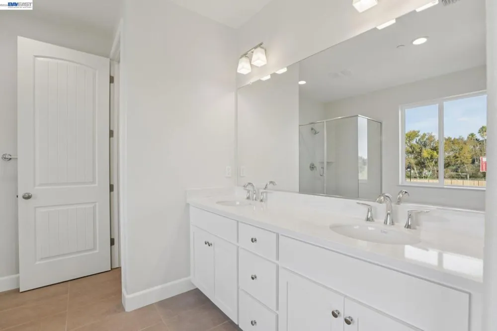 117 Creek View Cir Fairfield, CA 94533