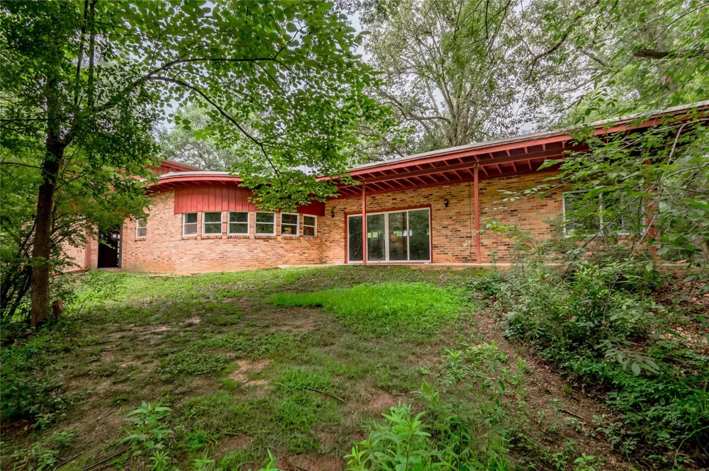 1121 Fm-95 Garrison, TX 75946