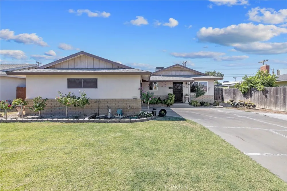 1585 Mulberry Lane Lemoore, CA 93245