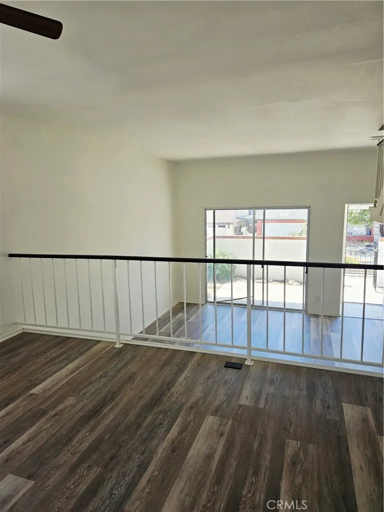 10030 Owensmouth #24 Chatsworth, CA 91311