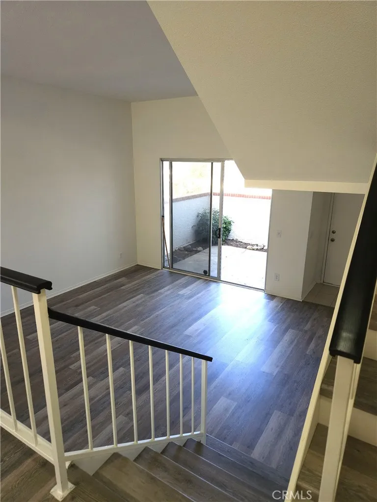 10030 Owensmouth #24 Chatsworth, CA 91311