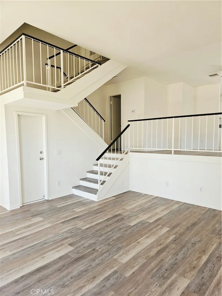 10030 Owensmouth #24 Chatsworth, CA 91311