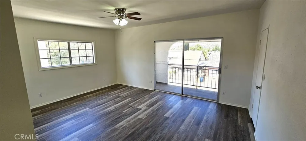 10030 Owensmouth #24 Chatsworth, CA 91311