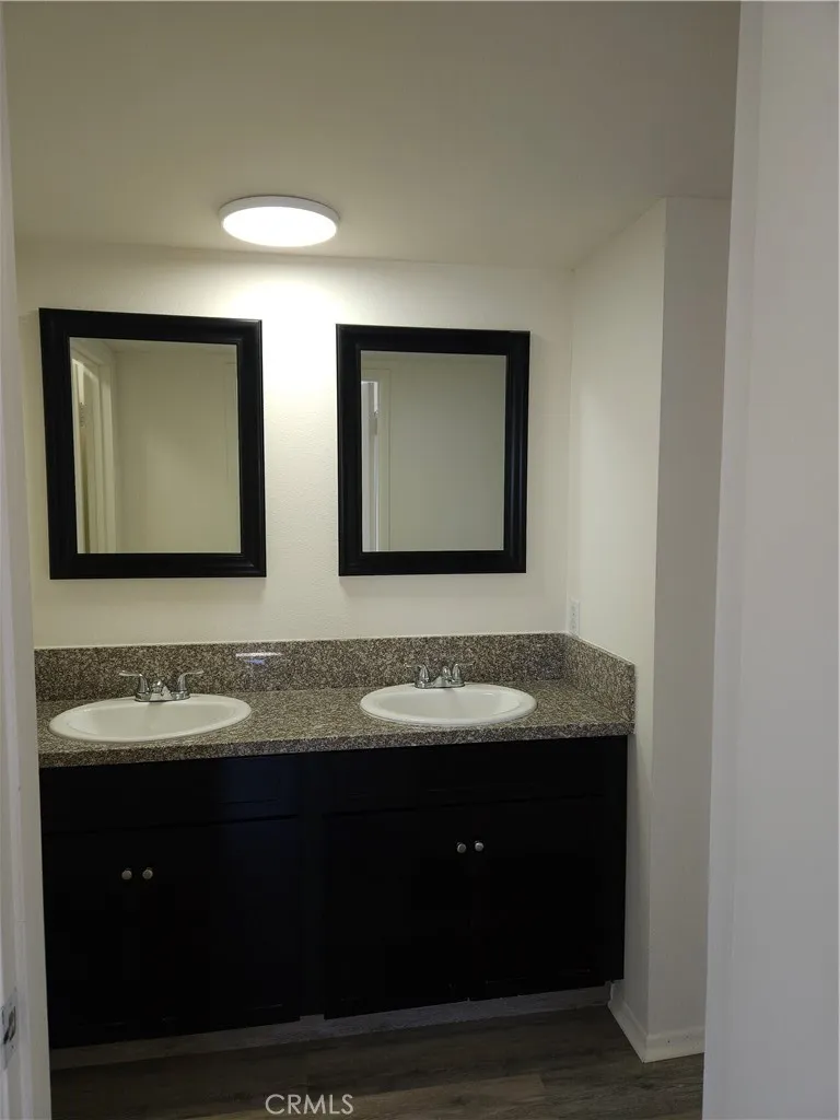 10030 Owensmouth #24 Chatsworth, CA 91311