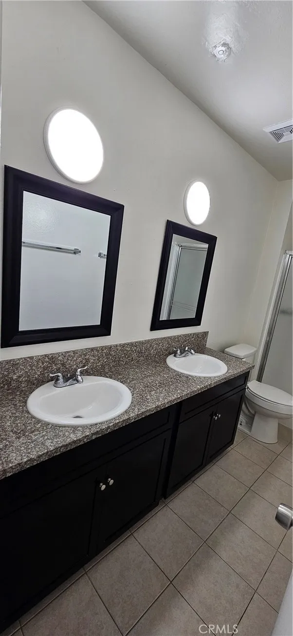 10030 Owensmouth #24 Chatsworth, CA 91311