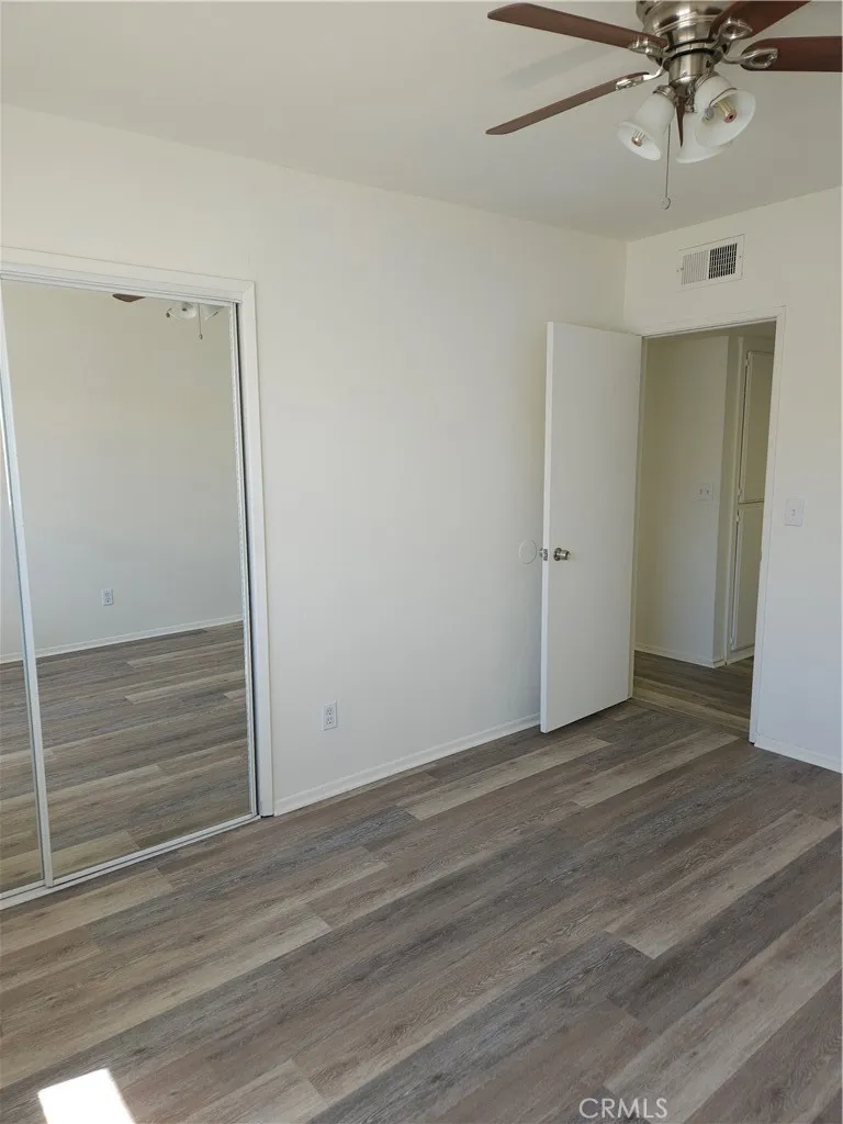 10030 Owensmouth #24 Chatsworth, CA 91311